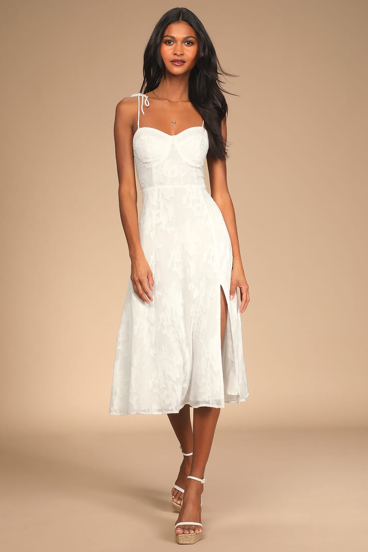 Romantic white lace midi dress for spring, Saint Laurent matelasse monogram  chain wallet blanc - Meagan's Moda