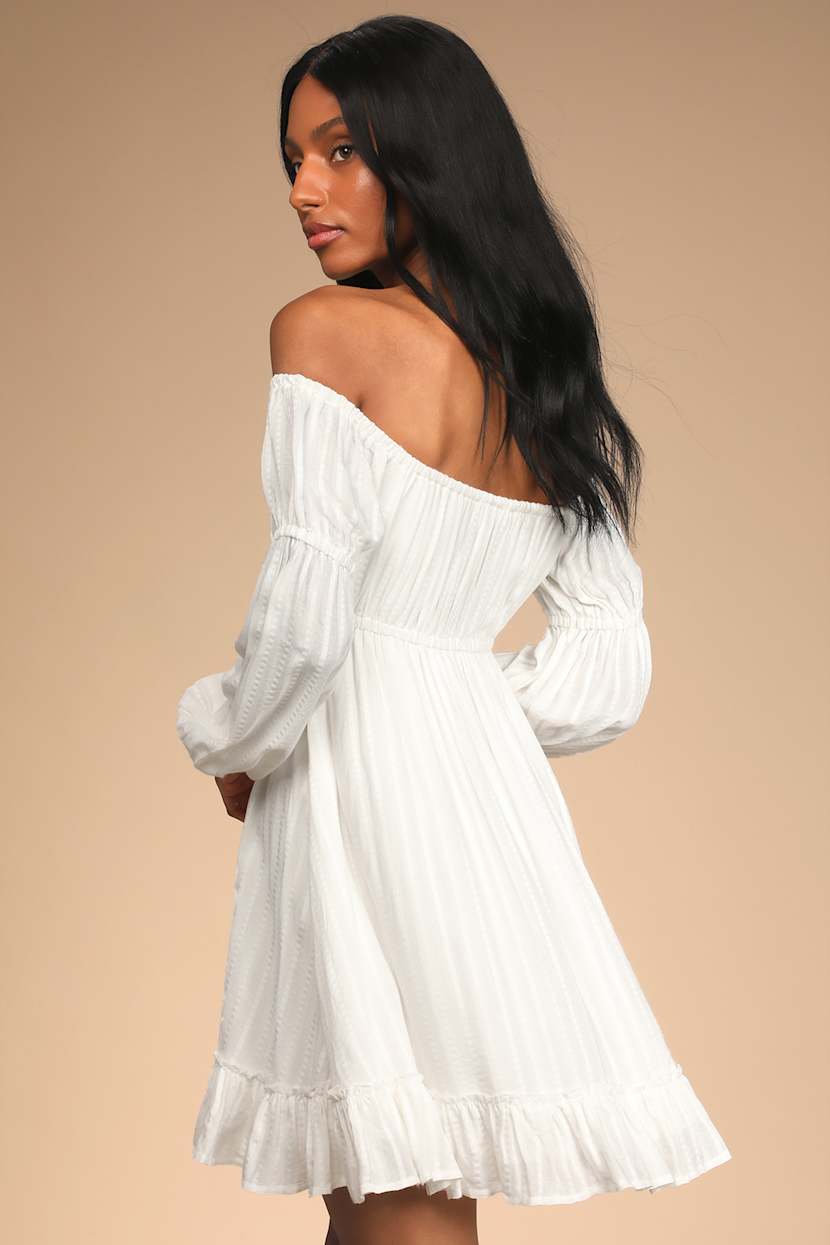 off shoulder chiffon maxi dress Kirsten Off Shoulder Chiffon Maxi Dress / Cacao Brown | MESHKI