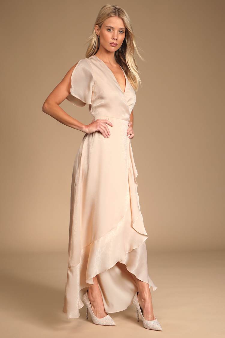 forever elegant dresses Forever Classic White Maxi Dress | Trendy Women's Dress main image 0