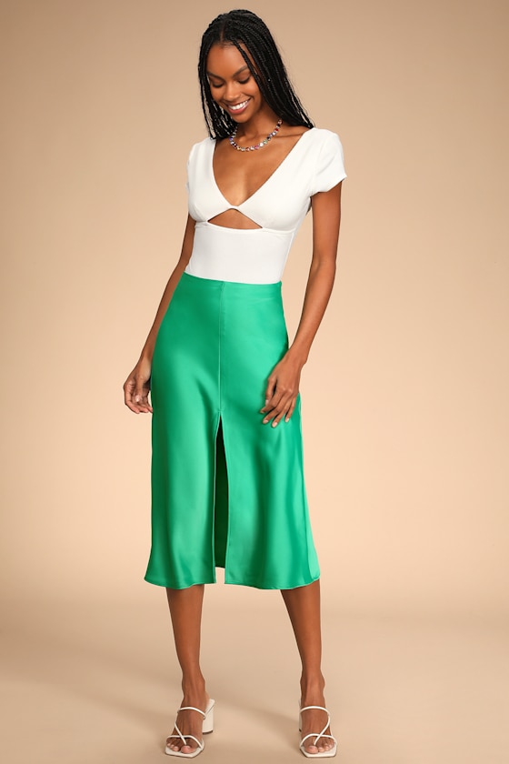 Praiseworthy Perspective Green Satin Midi Skirt 1