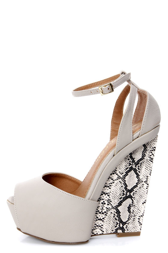 Sandals 5 off clearance