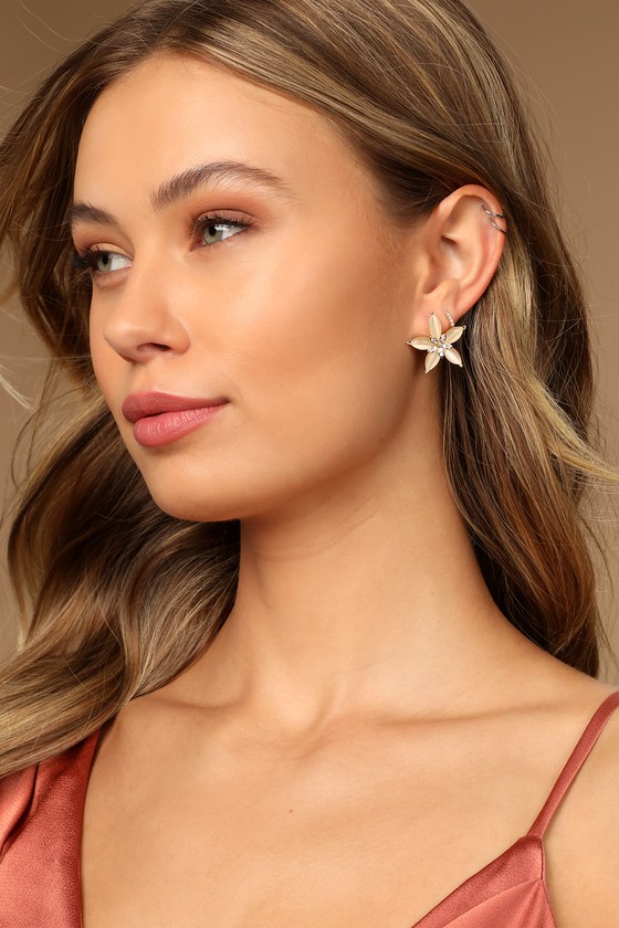 Rhinestone Gold Floral Stud Earrings