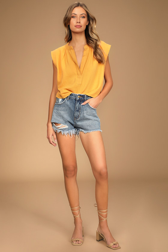 In the Summer Light Orange Cropped V-Neck Sleeveless Top 1
