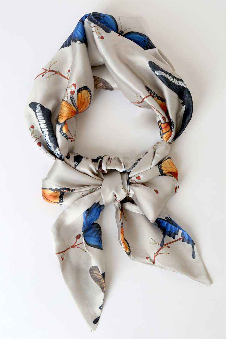 KITSCH Retro Hair Scarf - Butterfly Scarf - Satin Headscarf  display picture 3