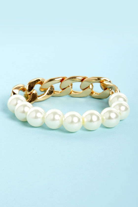 Cute Gold Chain Bracelet Pearl Bracelet 8.00 Lulus