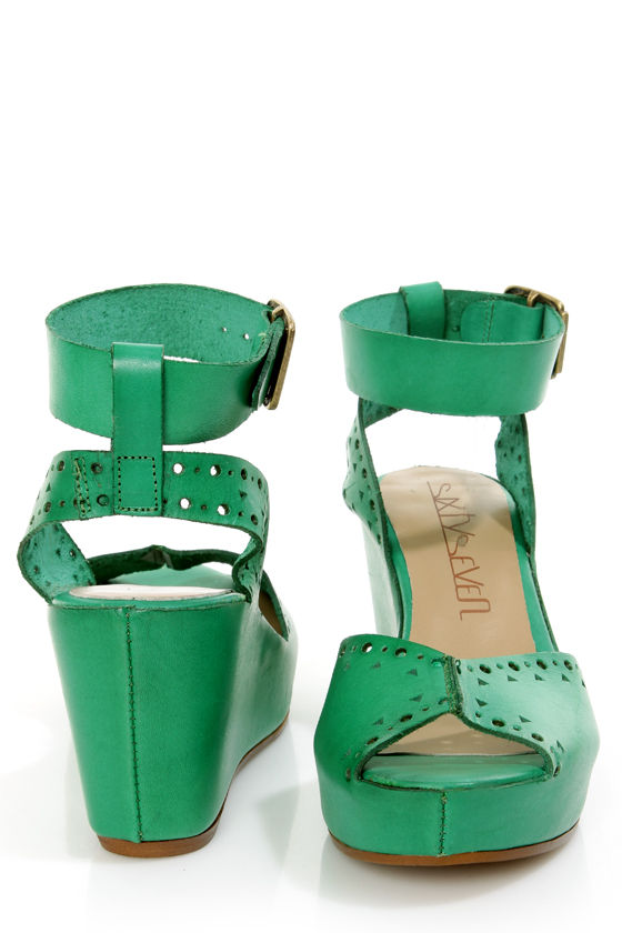 green peep toe sandals