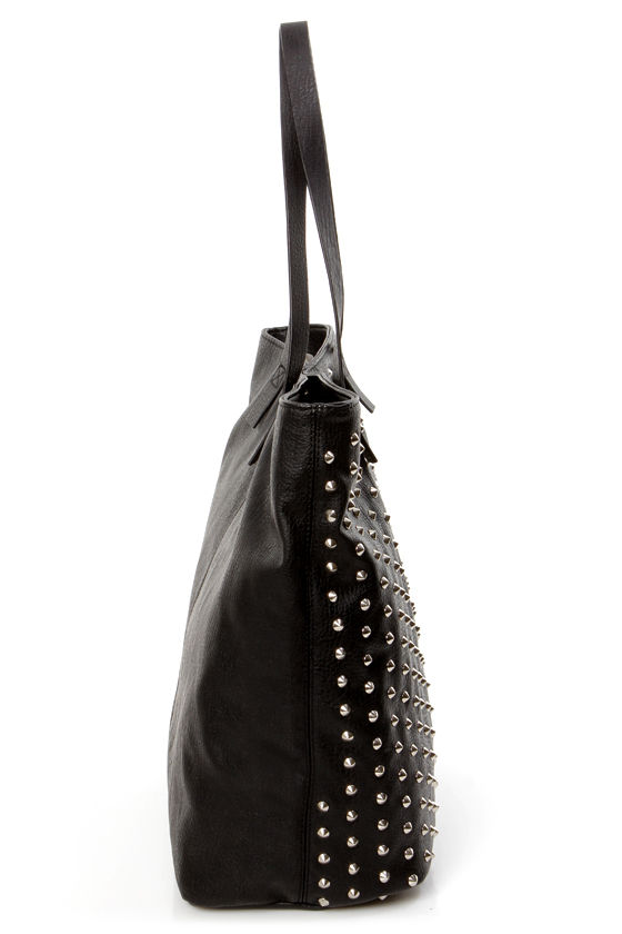 Steve Madden Bdulcie Black Tote Studded Tote 108.00 Lulus
