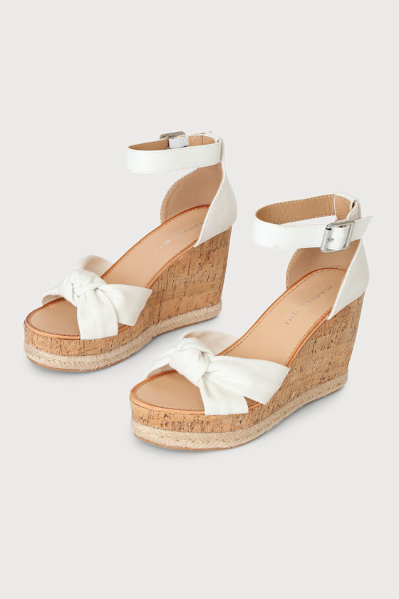 COLLETTE : WHITE MULTI 2