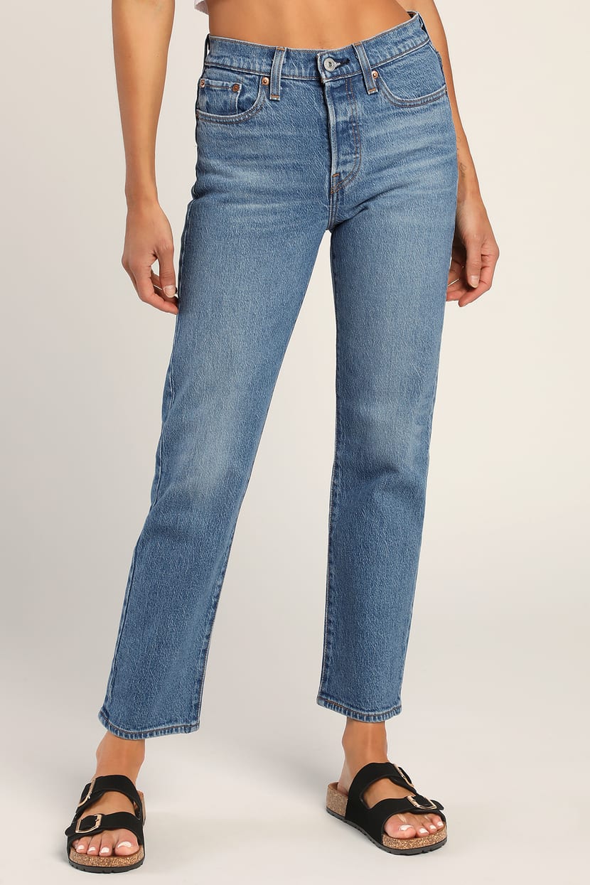 Levi's Wedgie Jeans - Medium Wash Jeans - Straight Leg Jeans - Lulus