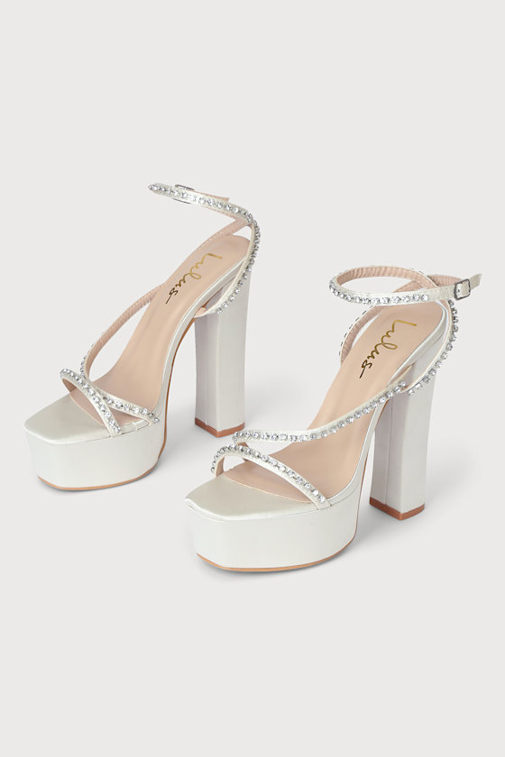 SINIA: IVORY 1