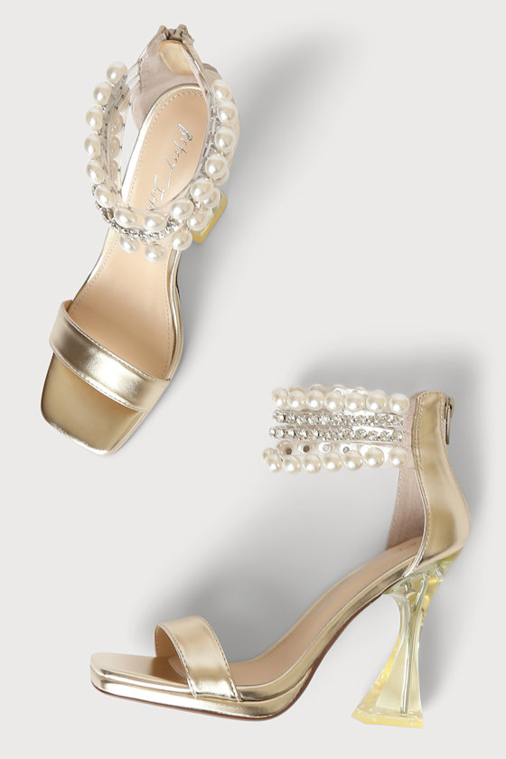 ★Betsey Johnson★新作★若者に大人気★HART★サンダル HART LIGHT GOLD Bow Heels | Women's Heels – Betsey Johnson
