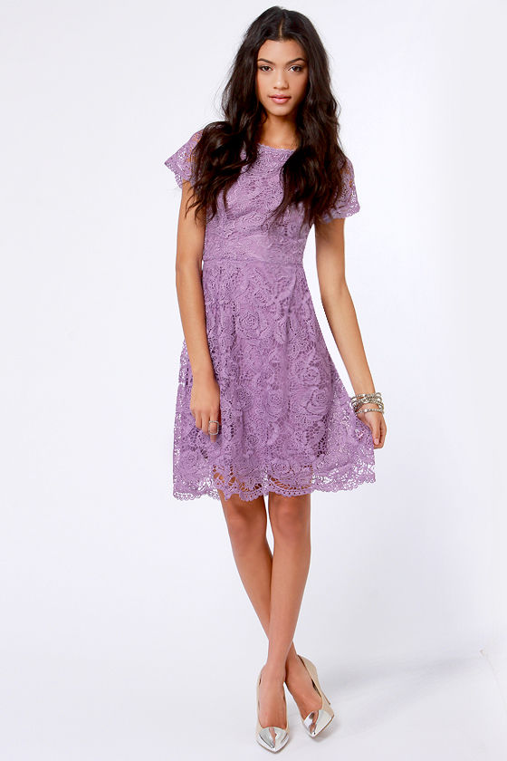 Genteel Breeze Backless Lavender Lace Dress