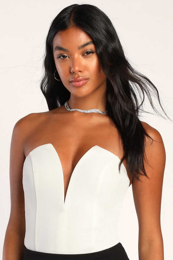 Lulus Babe Alert Ivory Notched Strapless Bodysuit