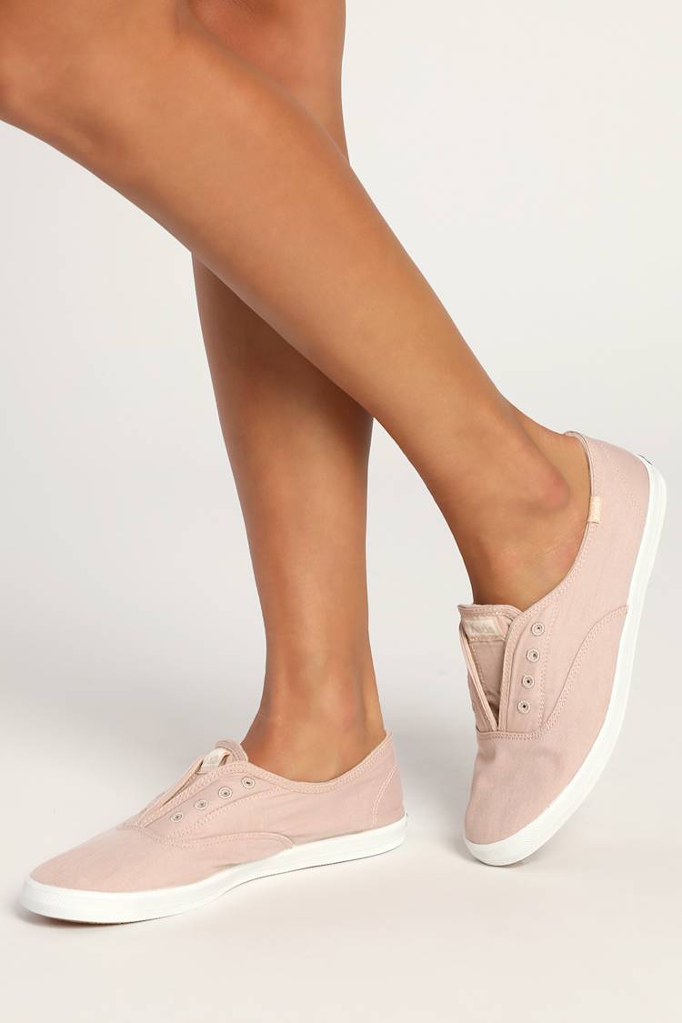 Keds Women's Chillax Slip On Sneaker, Pink neon, 6