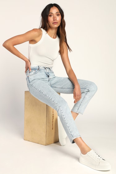Levi's Wedgie Icon Light Wash High Rise Cropped Denim Jeans