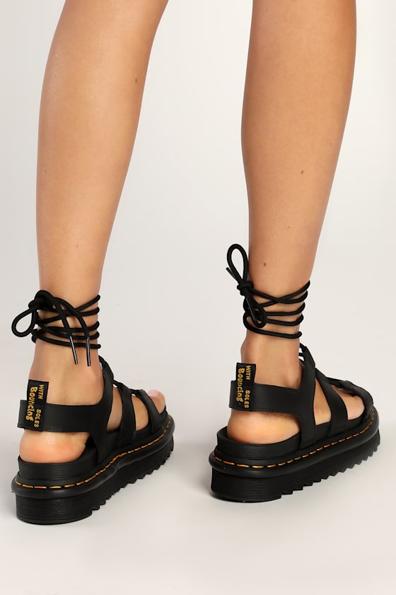 Nartilla Black Hydro Leather Flatform Chunky Gladiator Sandals 6