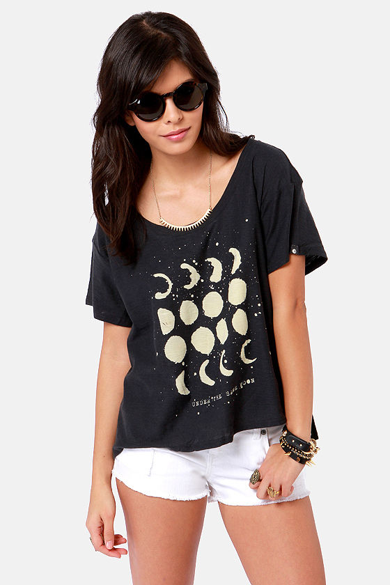Floral Dreams - Moon Dance Tee