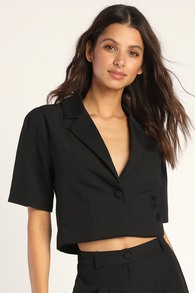 Posh Company Black Cropped Short Sleeve Blazer