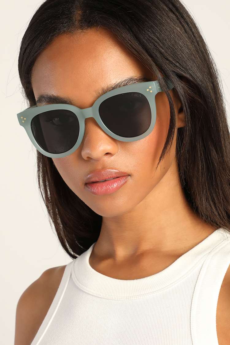 I-Sea Cleo Sunglasses - Mint Sunglasses - Chunky Round  display picture 1