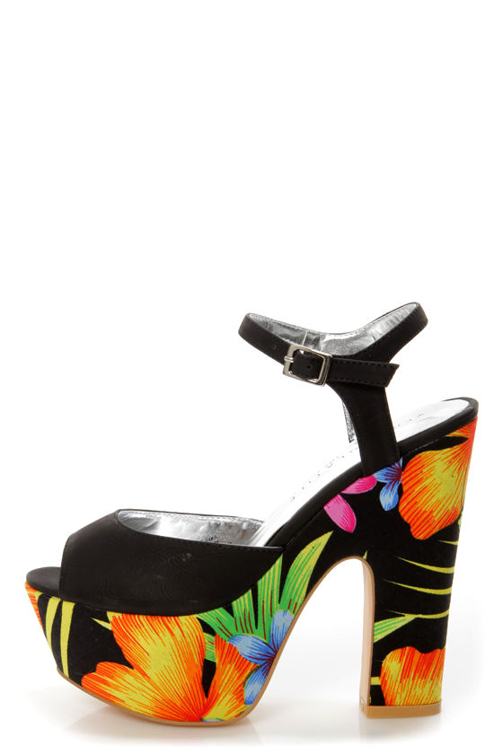 Very Volatile Comeback Black Tropical Print Platform Sandals 64.00