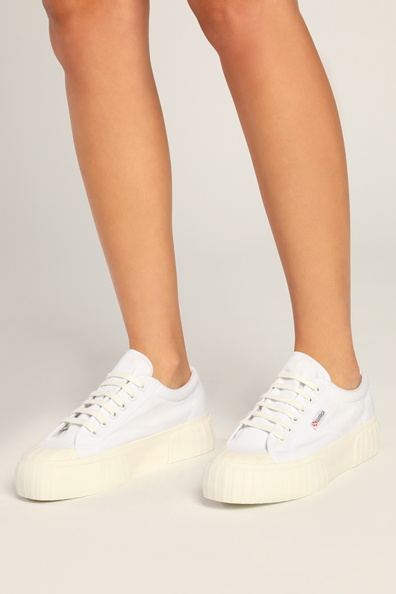 2631 White Stripe Canvas Platform Sneakers 1