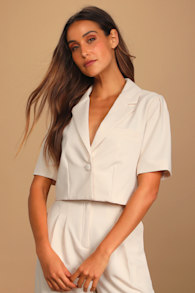 Posh Company Ivory Cropped Short Sleeve Blazer 10