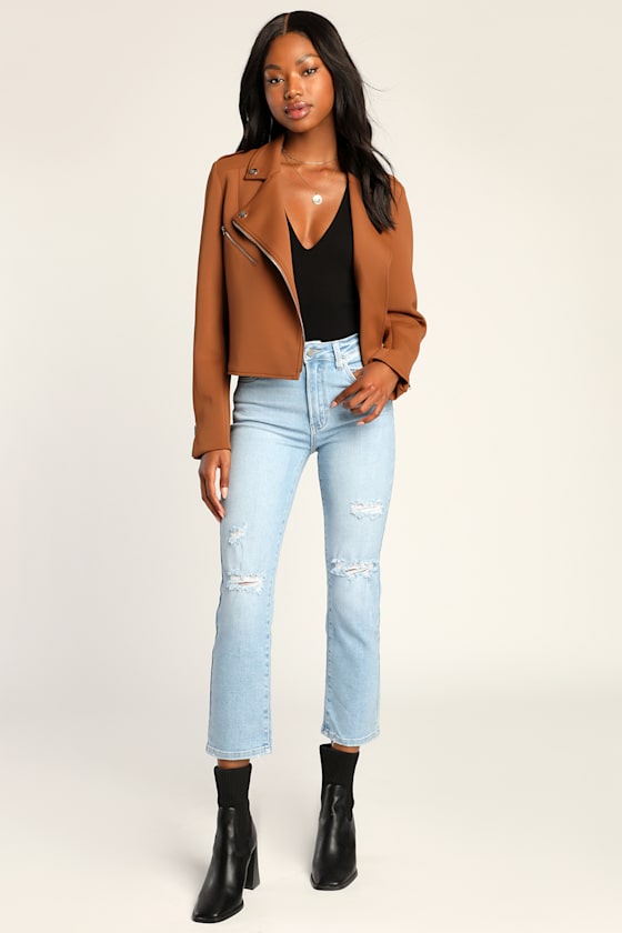 Always the Coolest Light Wash Distressed Cropped Jeans 2