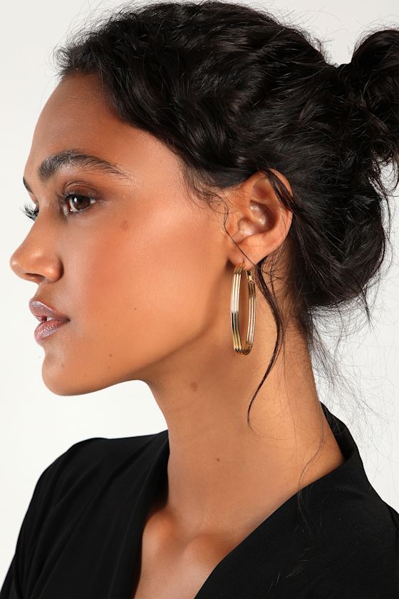 Glam Dunk 14KT Gold Oval Hoop Earrings 1