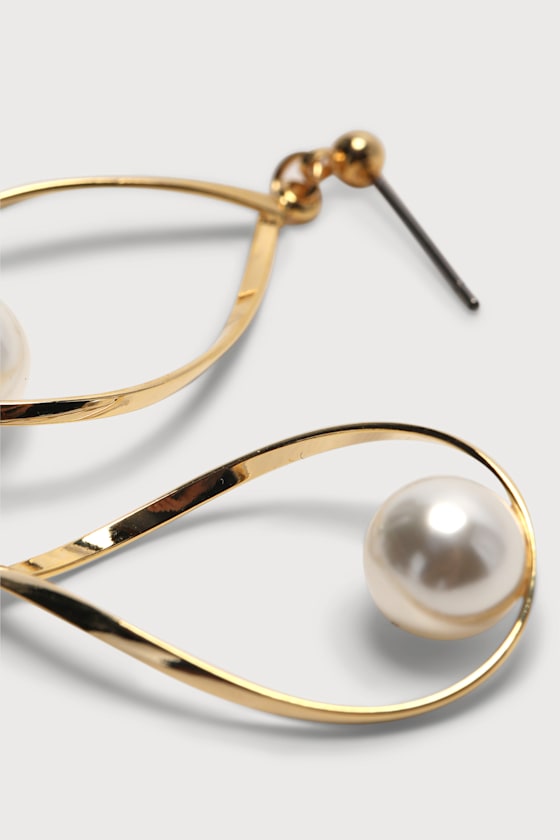 Truly a Treasure Gold Pearl Teardrop Earrings 2
