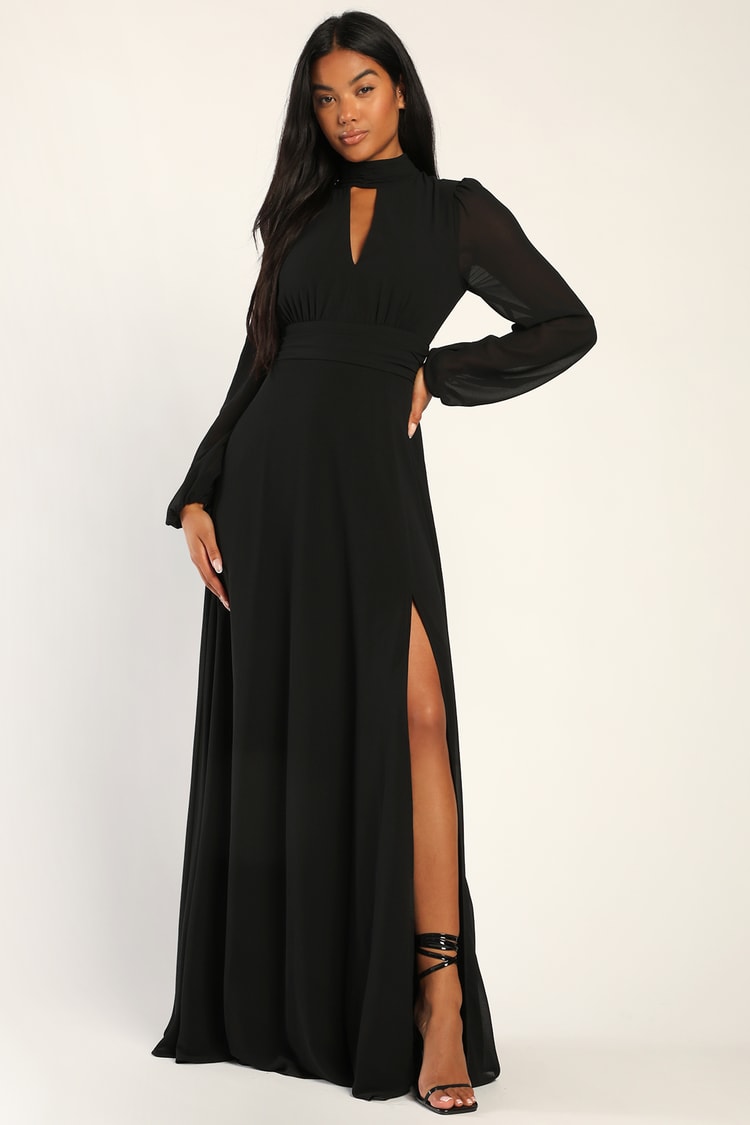 black maxi dress with sleeves