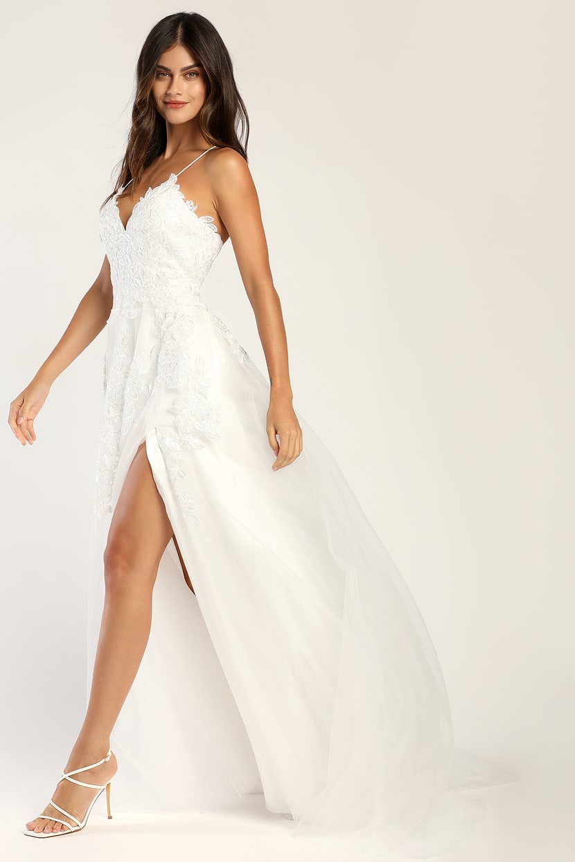 Cute Dresses, Tops, Shoes & Clothing for Women