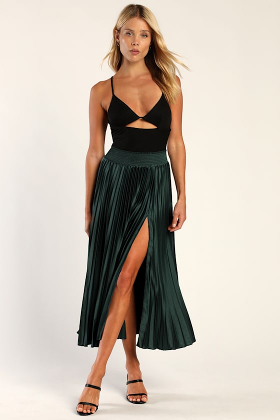 Sophisticated Vision Emerald Green Satin Pleated Midi Skirt 1
