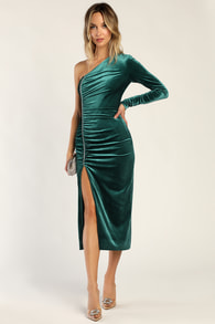 Rare Elegance Emerald Green Velvet Rhinestone One-Shoulder Dress