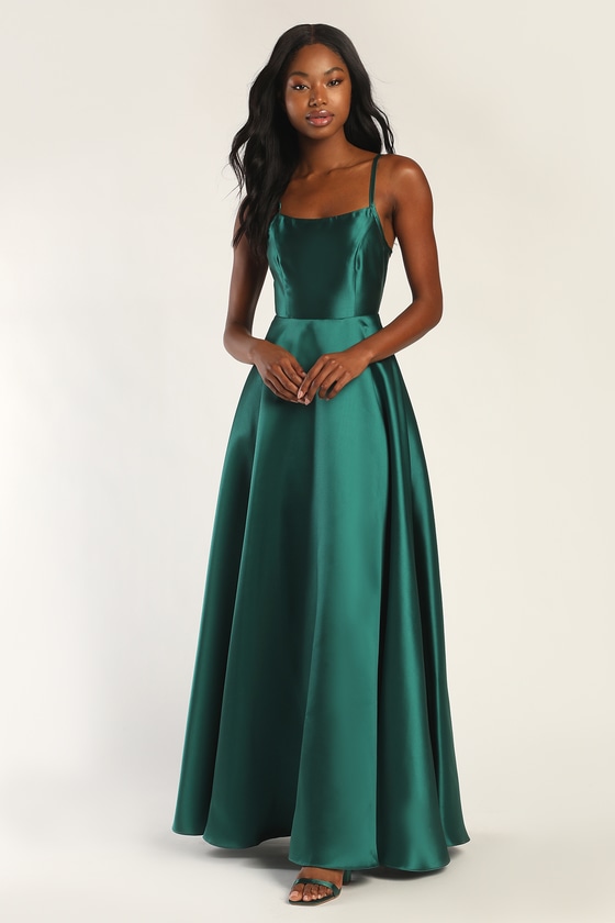 Fete Fantasy Emerald Green Taffeta Backless A-Line Maxi Dress