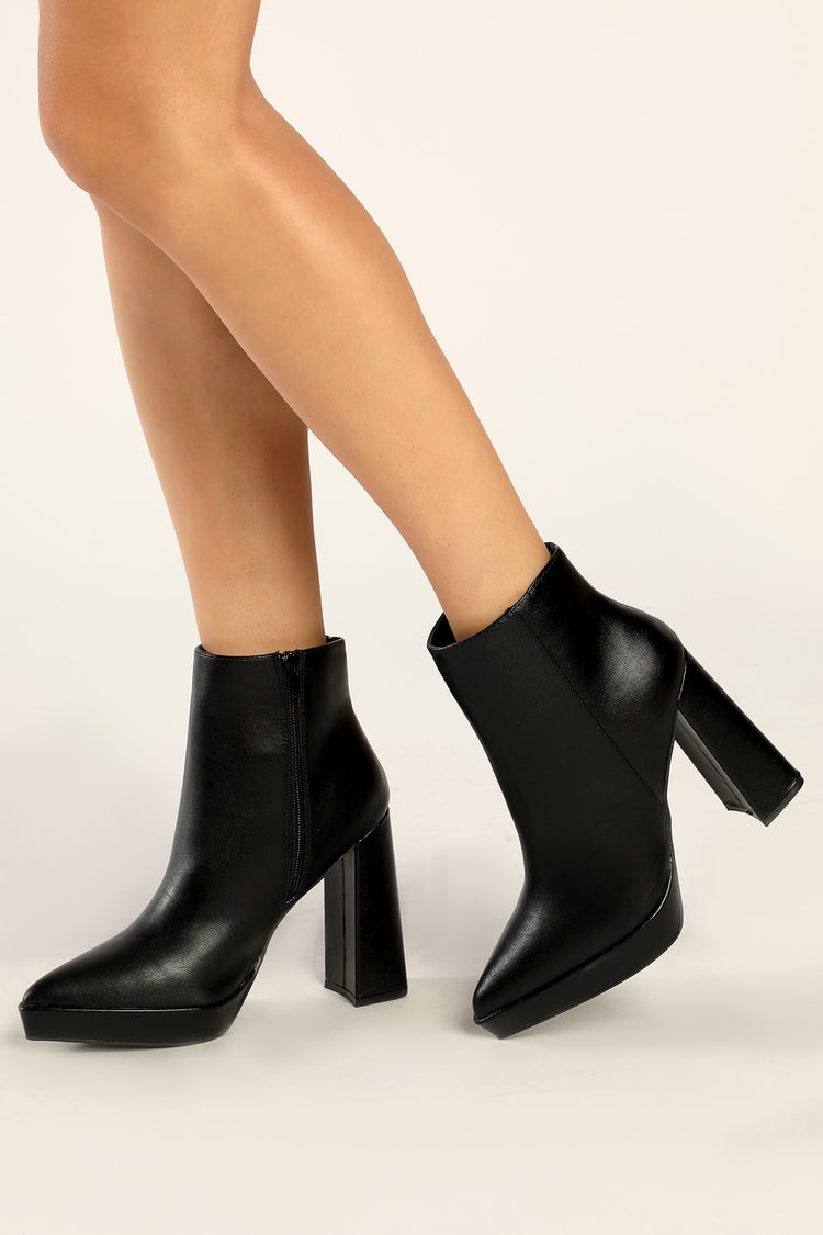 Black Patent Leather Heeled Ankle Boots, Mas Laus