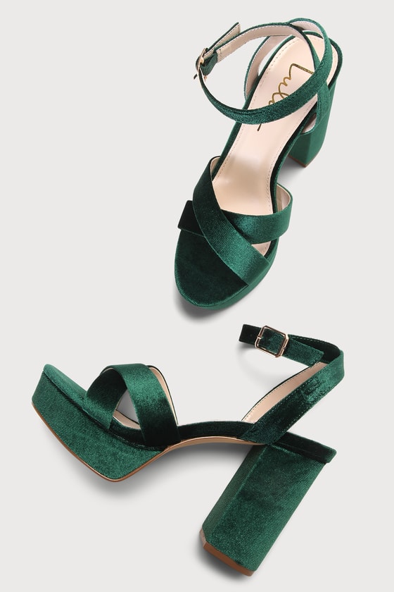 Emerald green velvet clearance heels