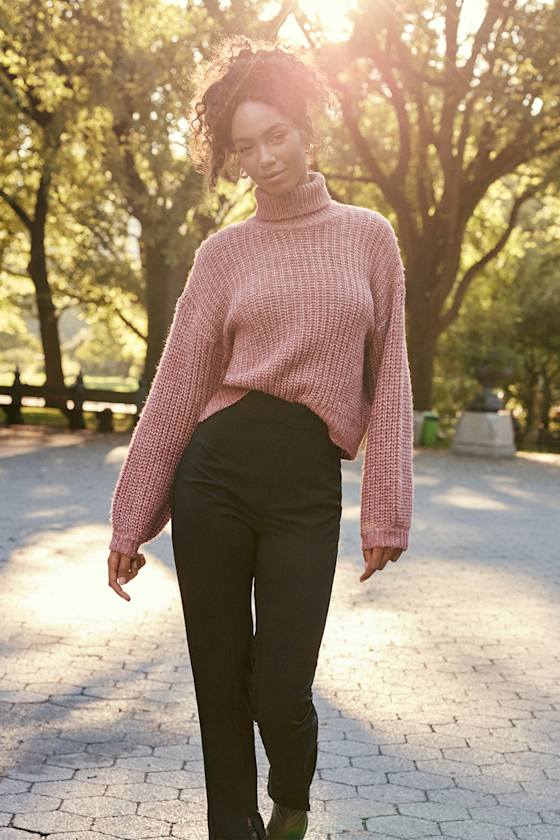 Winter Mornings Rusty Rose Turtleneck Sweater 8