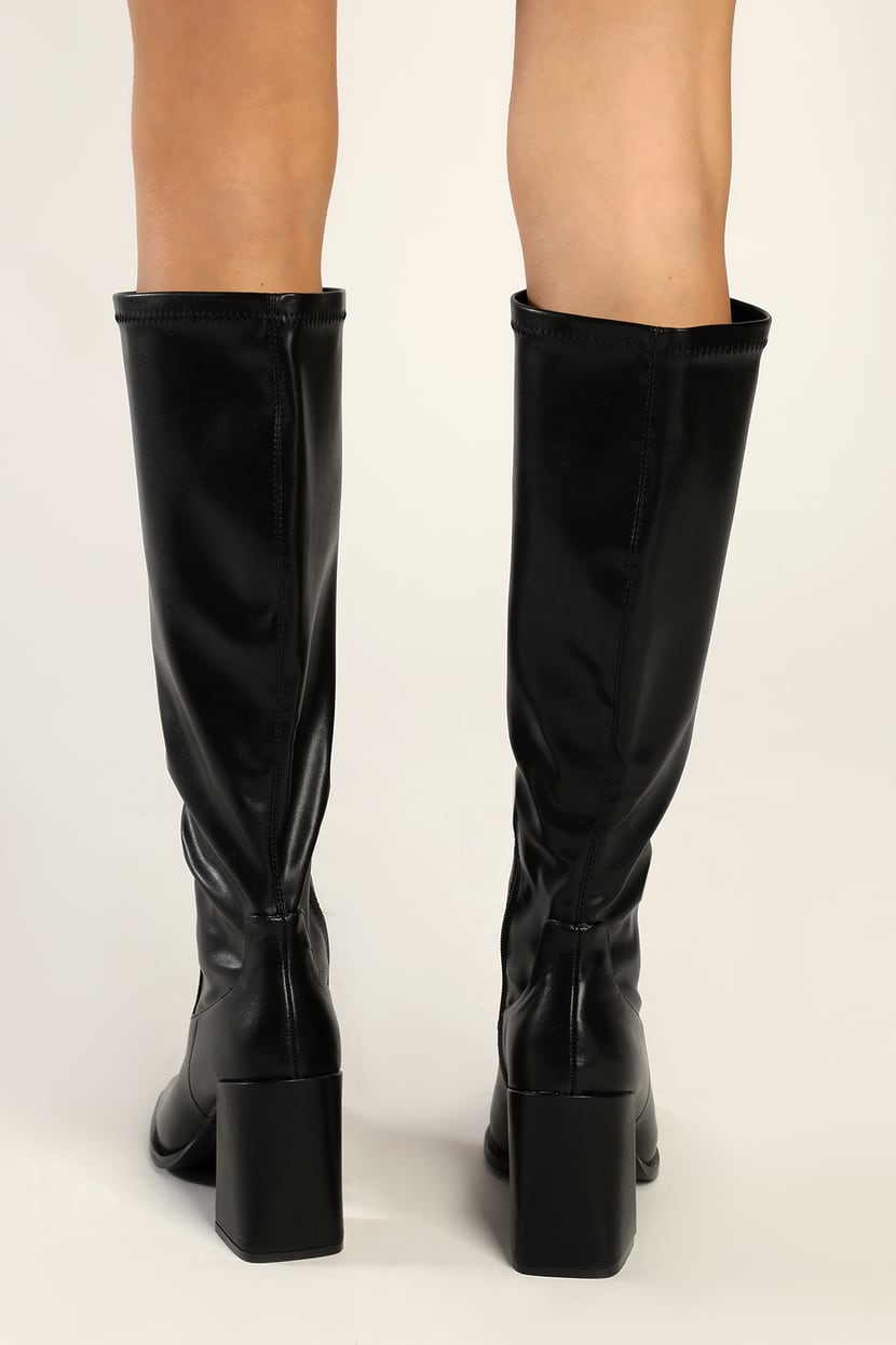 closed toe black booties