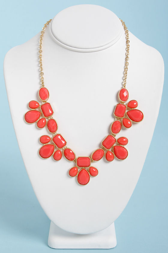 Statement Coral Chip & Pearl Necklace