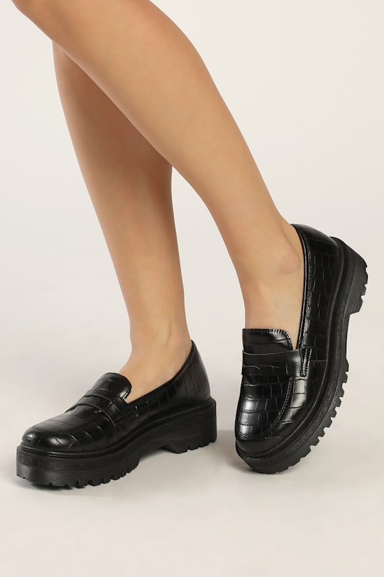 Crocodile Embossed Shoes 