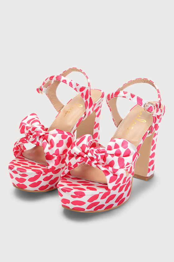 Lyeluh Red Kiss Print Satin Bow Platform Heels 1