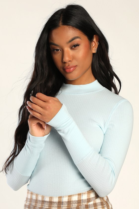 FREE PEOPLE THE RICKIE LIGHT BLUE RIBBED MOCK NECK LONG SLEEVE TOP