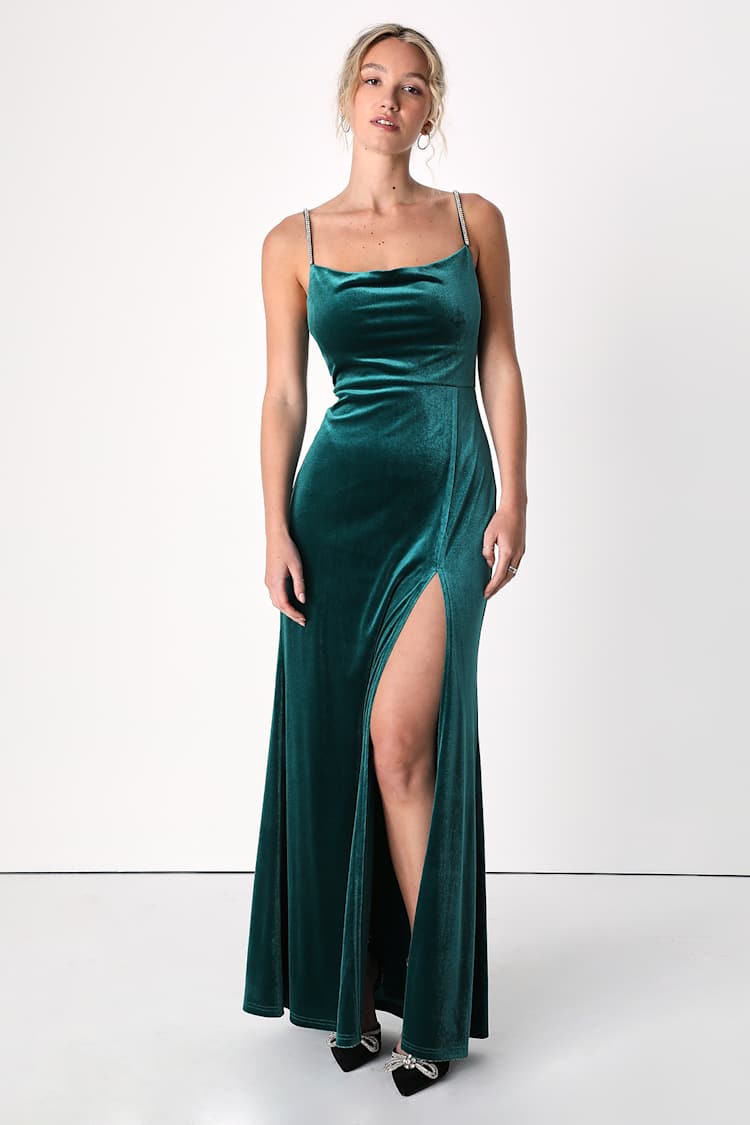 green emerald velvet dress VERA VELVET GOWN main image 1