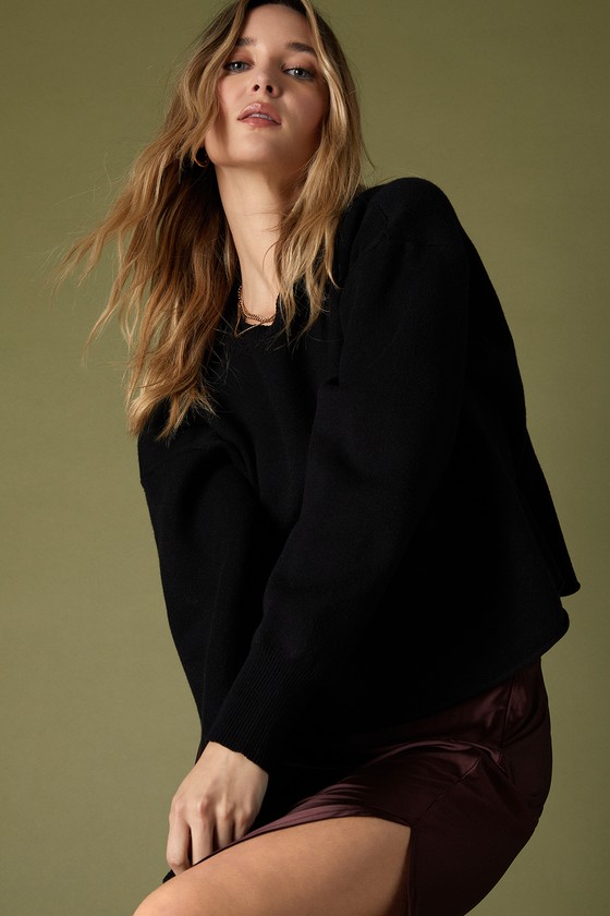Black boxy sweater sale