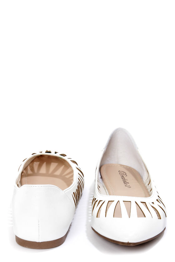 boots pointed flats white boots pointed flats white