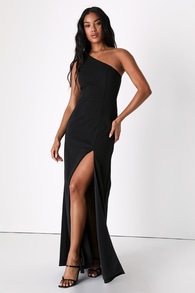 Revel in the Moment Black One-Shoulder Maxi Dress