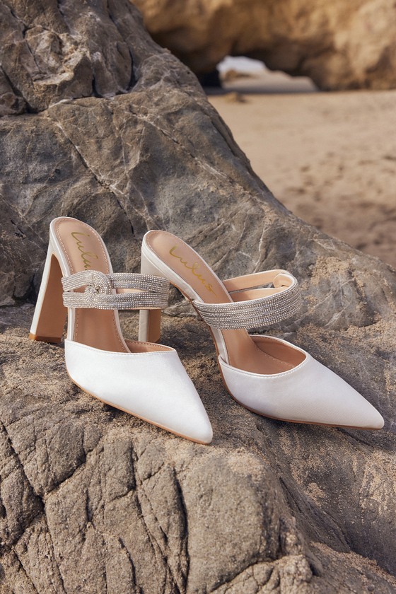 Beige Shilo Light Natural Suede Pointed-Toe Pumps | Womens | 5 (Available in 9, 8.5, 8, 7, 5.5) | Lulus Exclusive | High Heels | Clogs & Mule Pumps