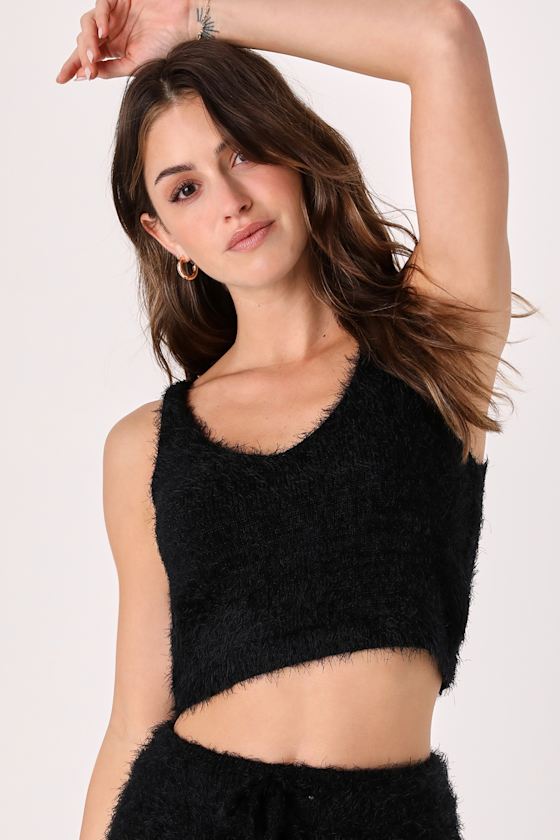 AT1117: BLACK 1