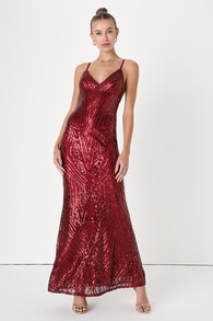 Ever So Elegant Shiny Burgundy Sequin Mermaid Maxi Dress