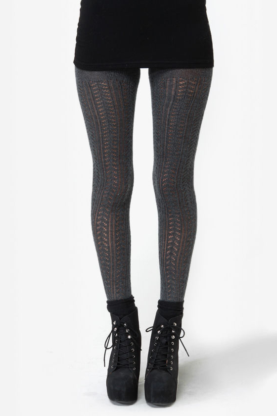 Case in Pointelle Charcoal Grey Sweater Leggings
